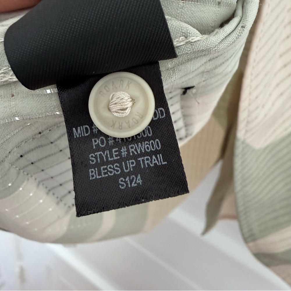 Roark Run Amok Bless Up Short Sleeve Trail Shirt Top in Olive - Picture 9 of 11